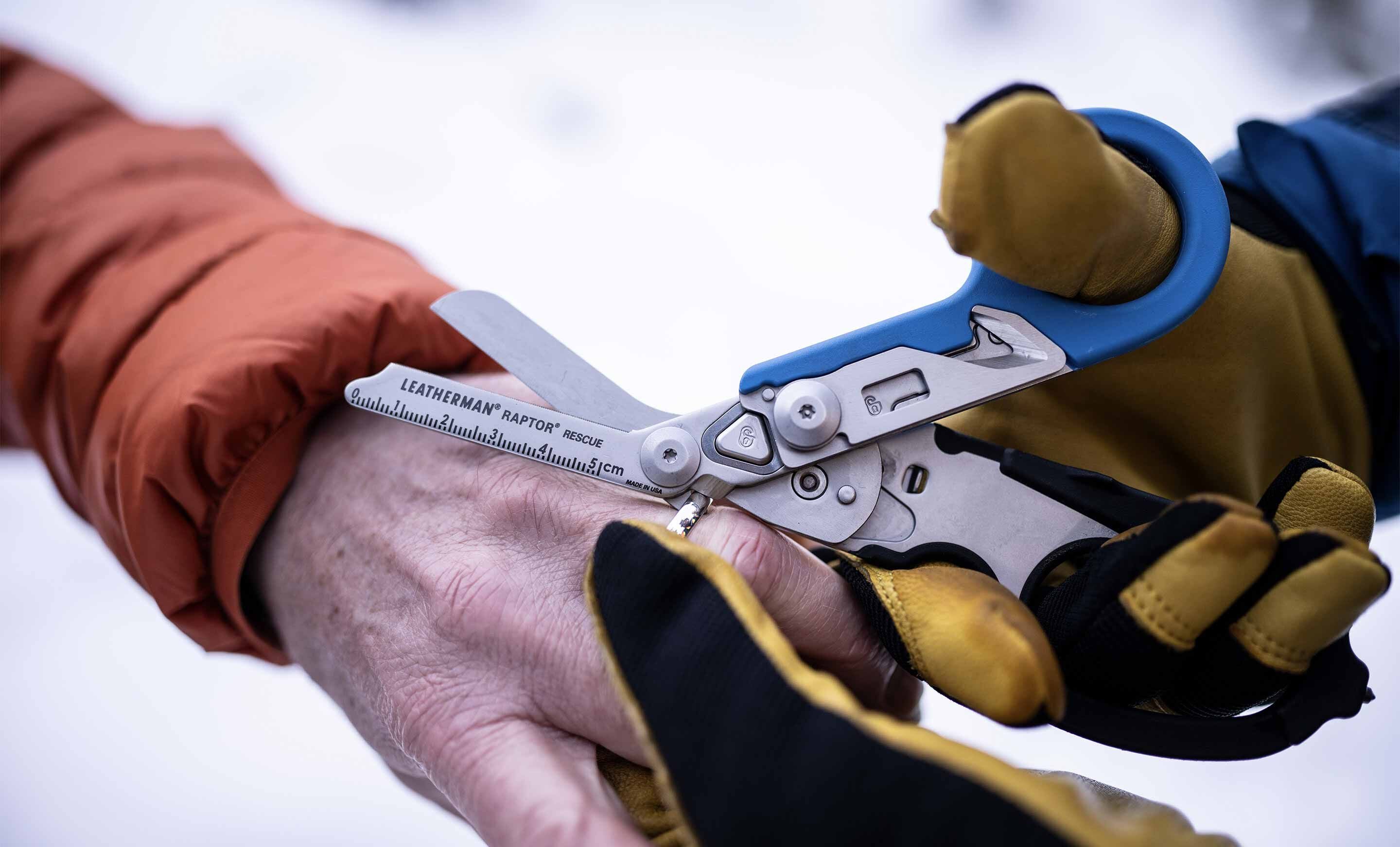 Leatherman Raptor Rescue | Medical Shears + Holster | Black | Tan ...
